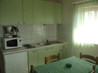 Apartmány DINKO s vyhřívaným bazénem